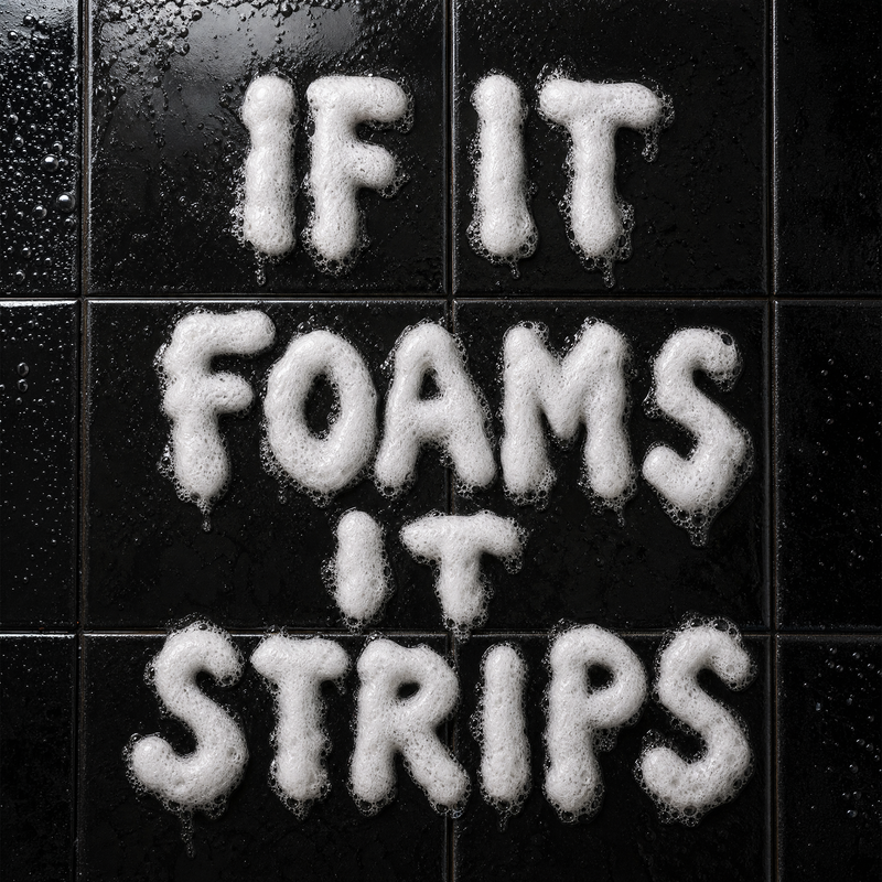 If It Foams, It Strips: The Chemistry Behind Hairstory's Sebum-Threshold Rule