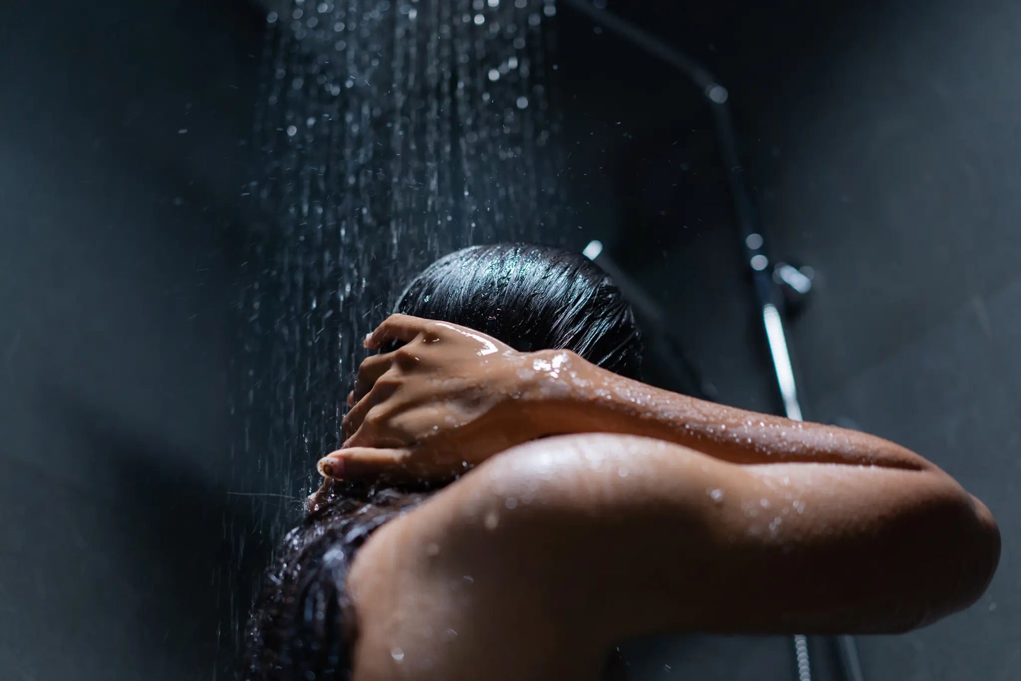 Water-only Hair Washing: The Dirty Truth