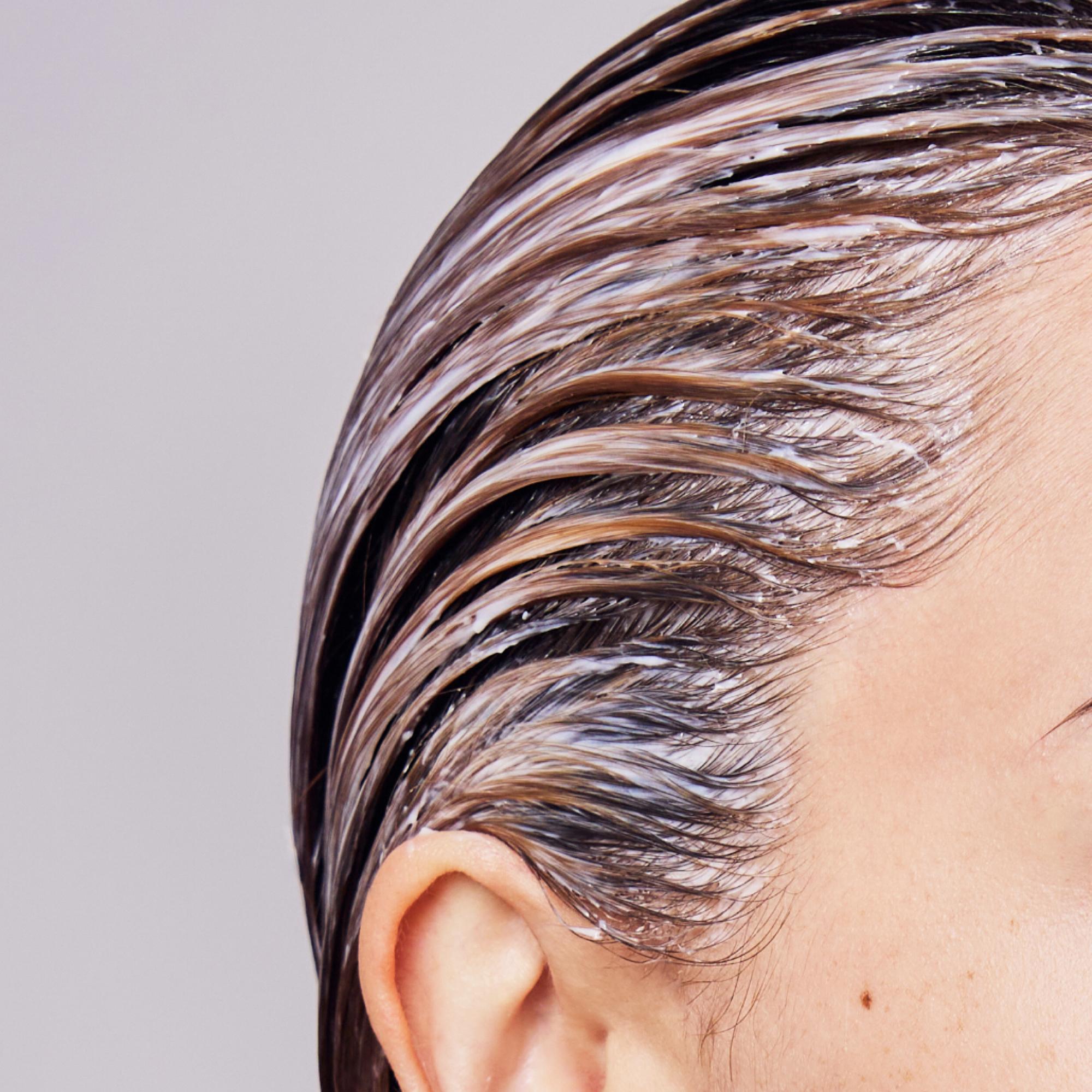 2. Enhancing Gray Hair